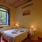 Hébergement de vacances Attractive In Old On The Estate With Pool Umbertide