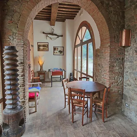 Attractive In Old On The Estate With Pool