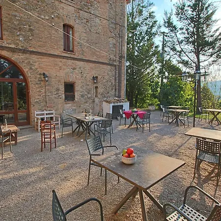 Holiday home Attractive In Old On The Estate With Pool Umbertide