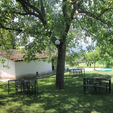 Attractive In Old On The Estate With Pool Ferienhaus *